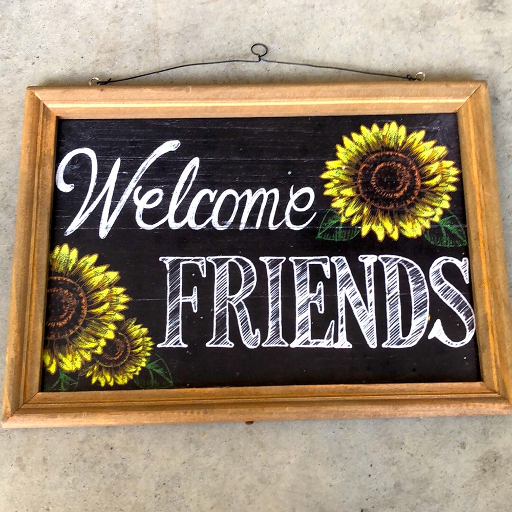 Welcome sign with sunflowers